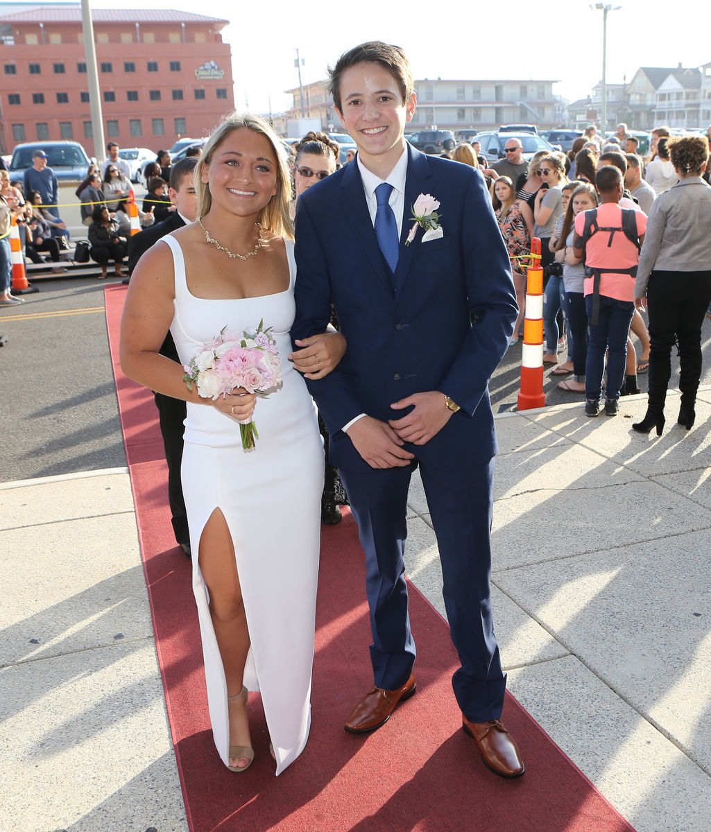 051819_gal_middletwp120.JPG